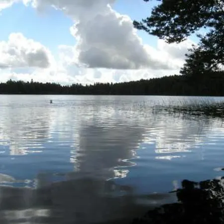 Holiday Niemikallio
